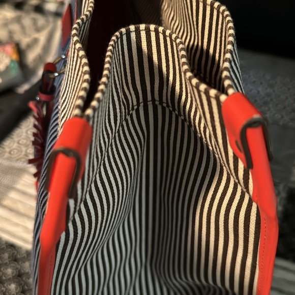 Henri Bendel Bag Stripe Canvas Tote, Pouch & Dust bag - Picture 13 of 16
